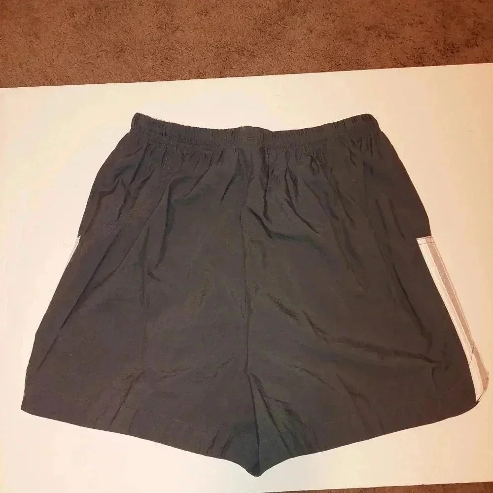 Vintage Nylon Dark gray Adidas Shorts. Size Medium. excellent condition. - Picture 5 of 9